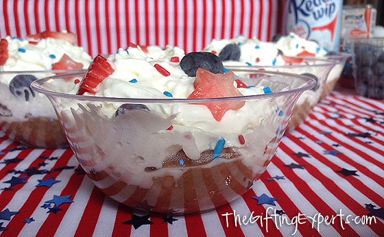 dessert_4th_of_July_independence_day_crockpot_apple_crisp_star_stripe_BLOG